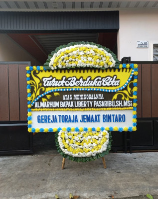 Papan Bunga Duka di Sembalun